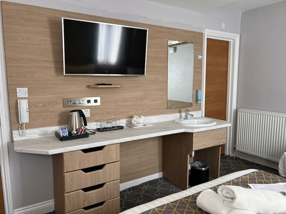 Фото The Suites- St Pancras Hotel Group