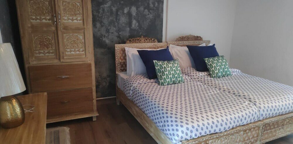 Фото Himalayan River Garden