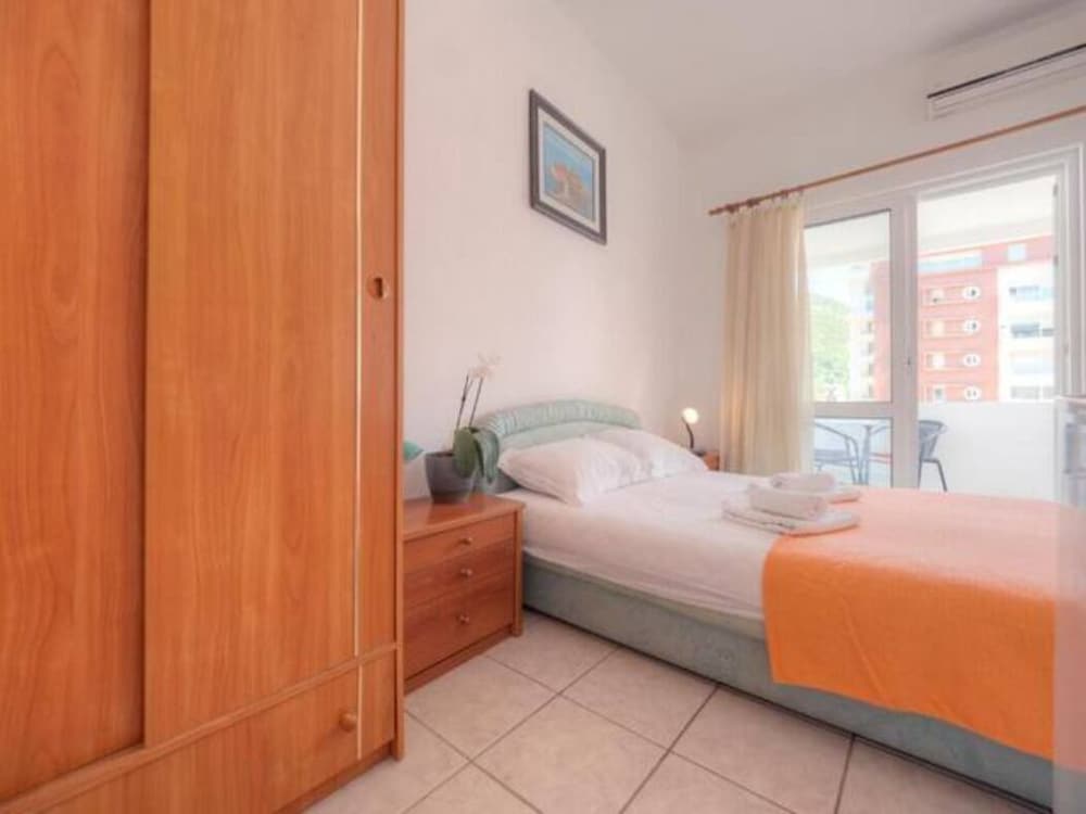 Фото Mediterranean Guest House Balkan