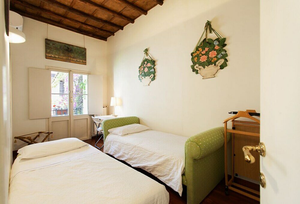 Фото Clock Terrace House - FromHometoRome