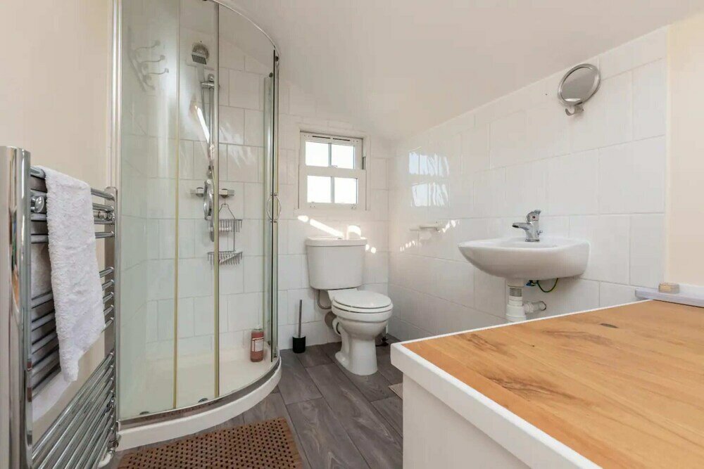 Фото Spacious and Vibrant 3bd House - Kentish Town