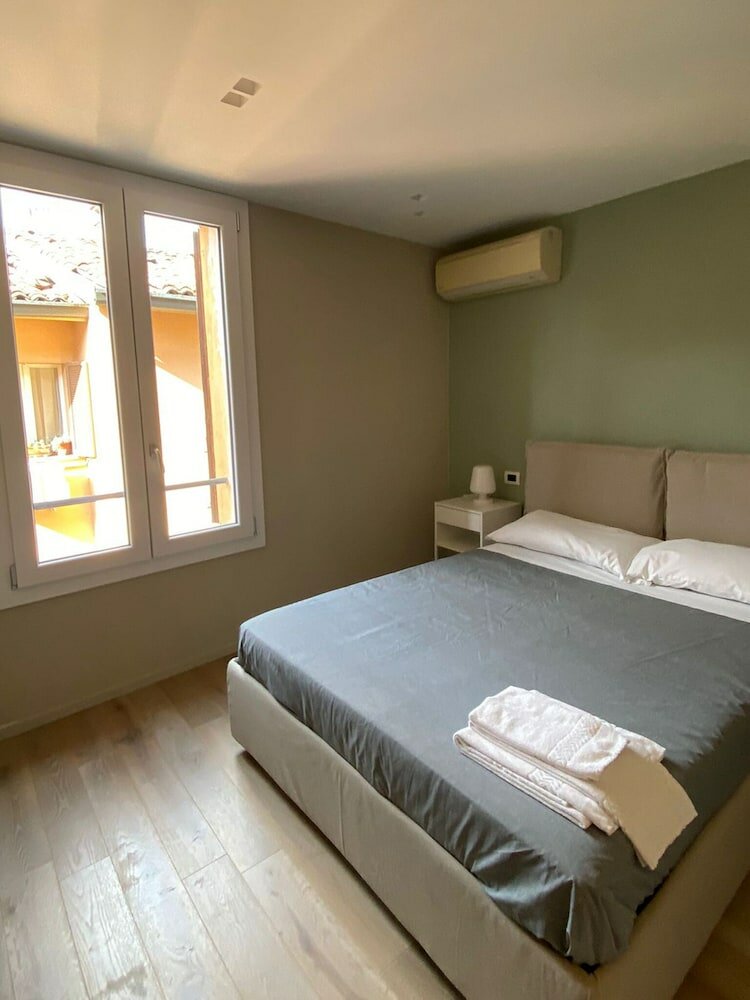 Фото Empire - Affittacamere