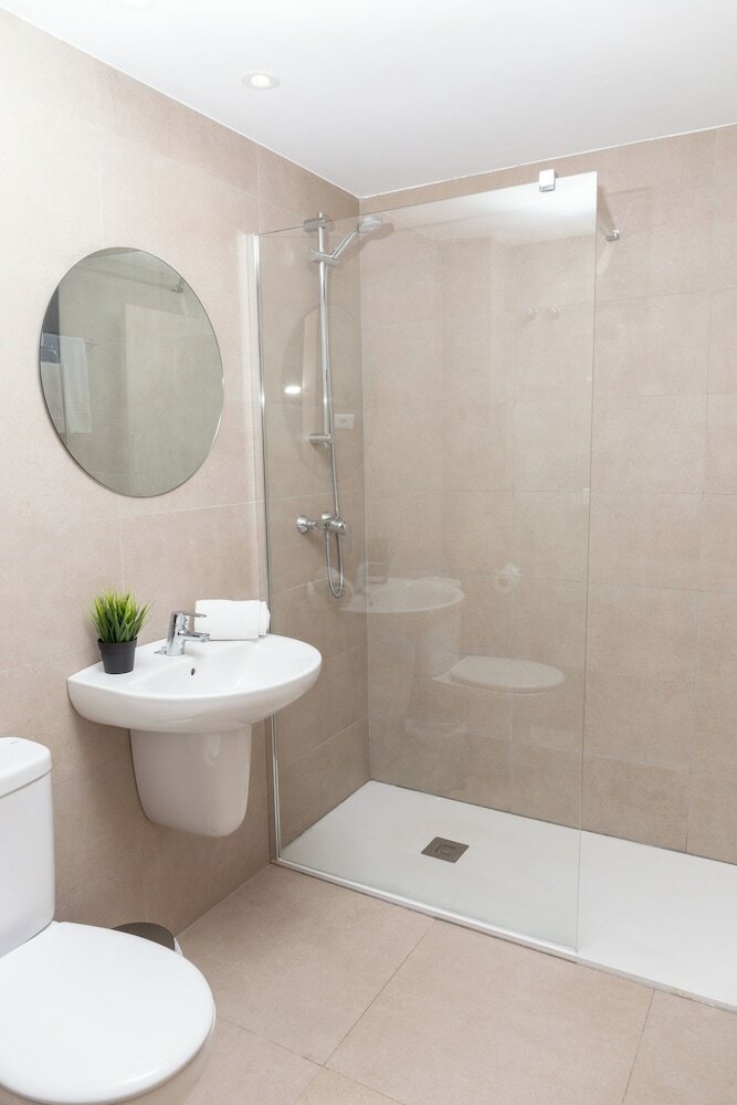 Фото Apartamentos Dynastic Rooms