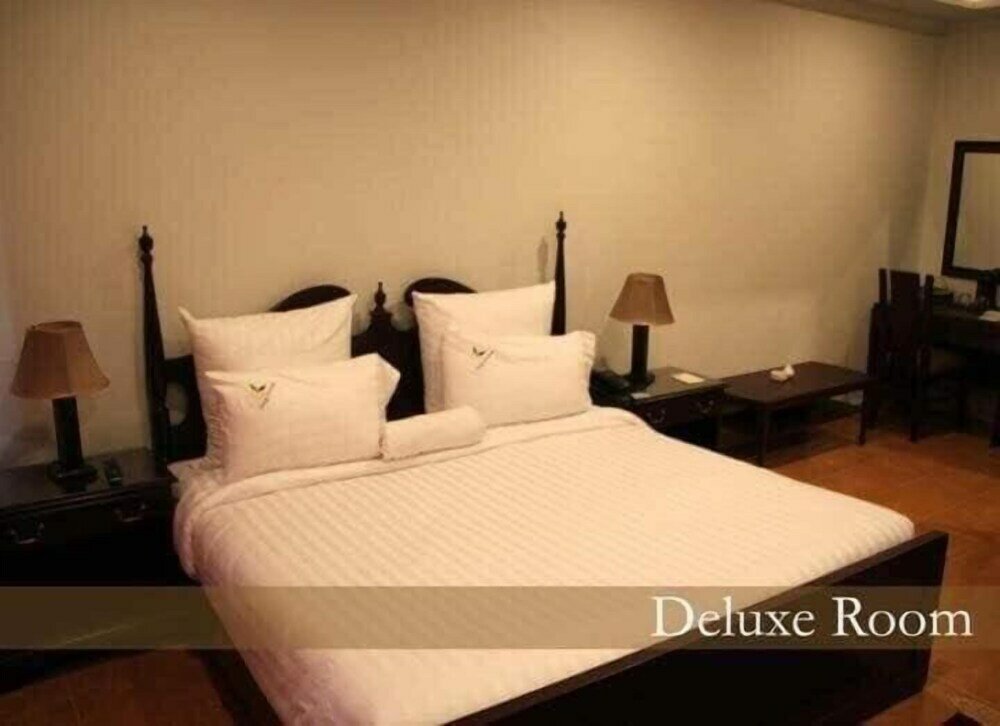 Фото Gahirat Castle