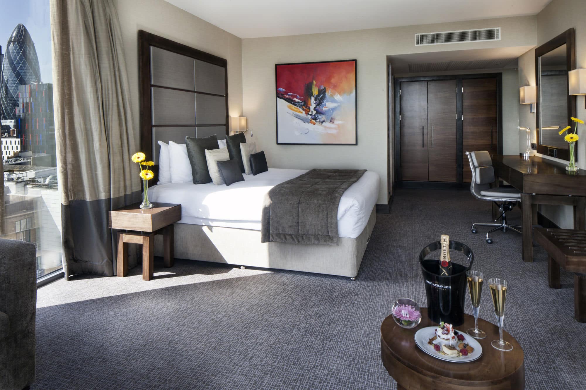 Фото Leonardo Royal London Tower Bridge