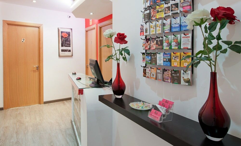 Фото Hostal Abril