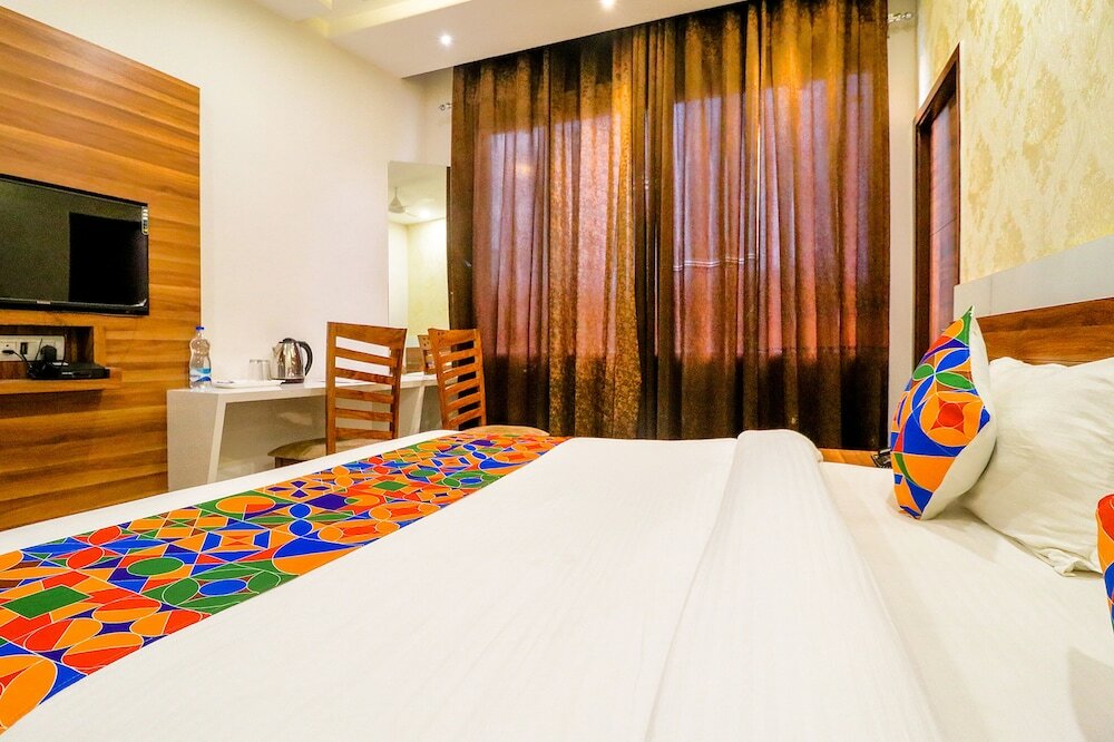 Фото FabHotel Golden Velvet