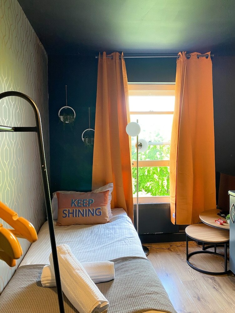 Фото Holland Road Stays