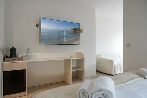 Гостиница Hotel Lou Cagnard в Сен-Тропе