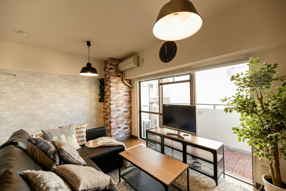 Фото Shinsaibashi Midtown Apartments