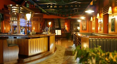 Гостиница Park Hotel Pelikan в Сомбатхее