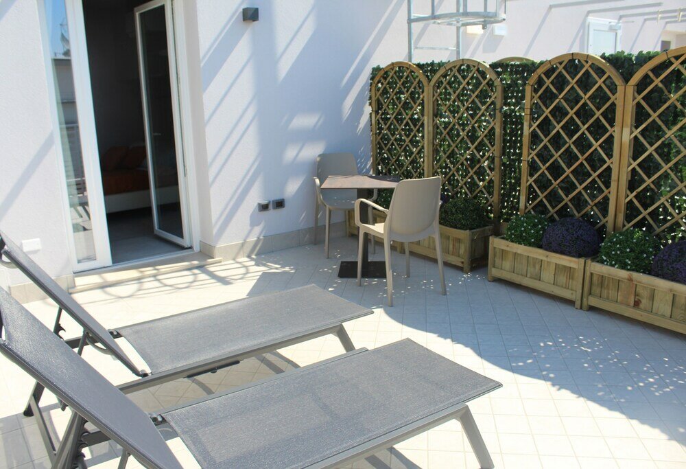 Фото B&b Primrose Residence Hotel