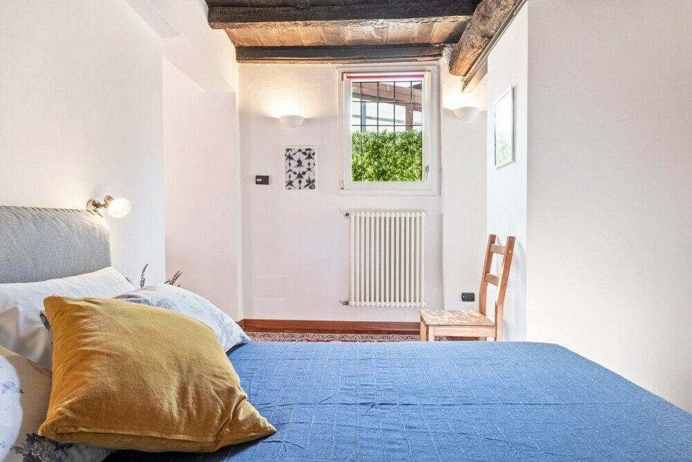 Фото Piazza dei Tribunali Apartment