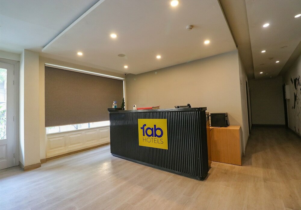 Фото Fabhotel Lord Inn