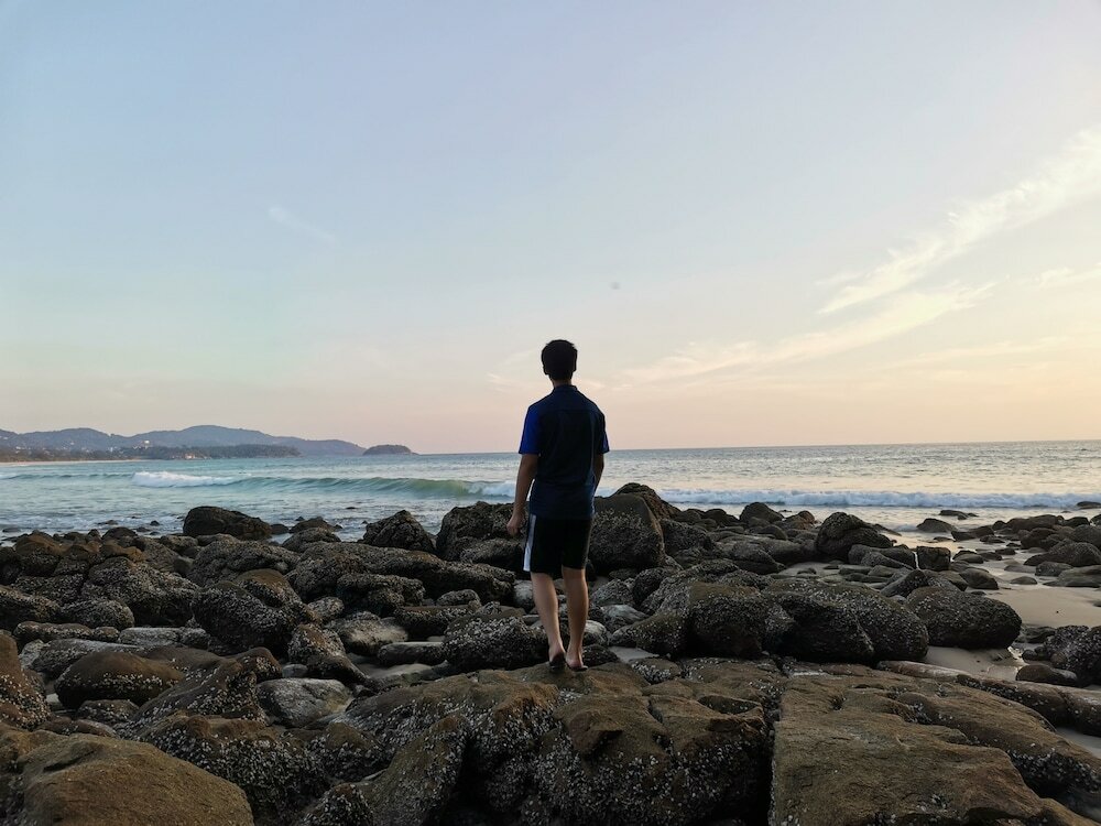 Фото On The Hill Karon Resort