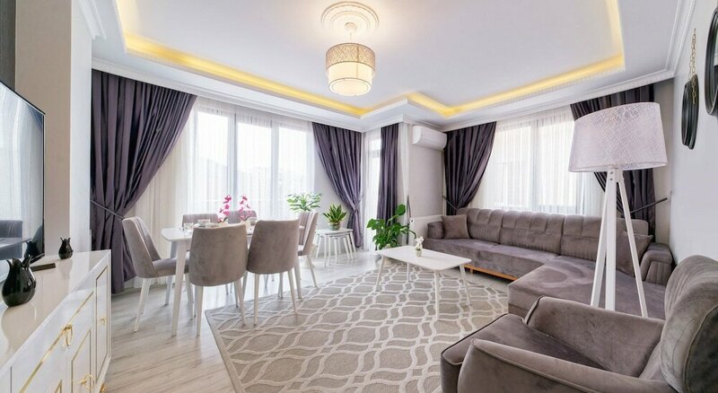 Апартаменты Stunning Gorgeous 2 Br near Golden Horn в Эюпсултане
