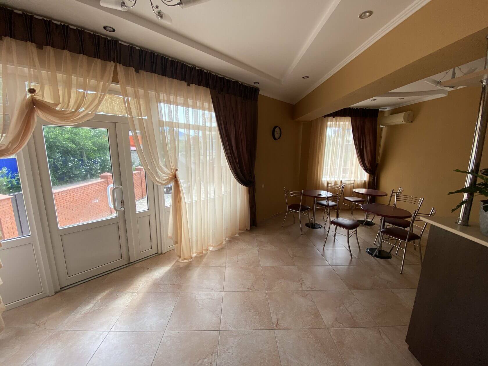 Фото отеля 3