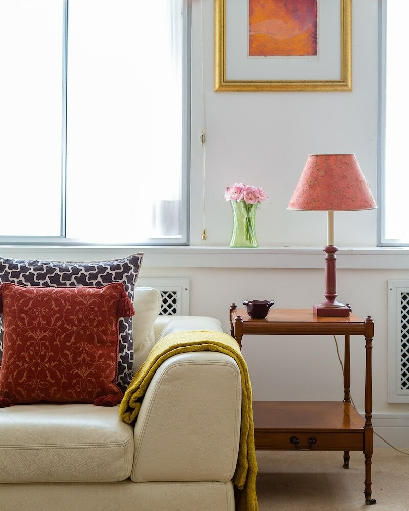 Фото 2-bed 2-bath Next to Park Lane