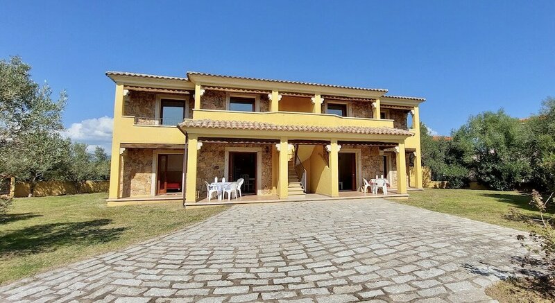 Апартаменты Domus Pedra trilocali con A. C