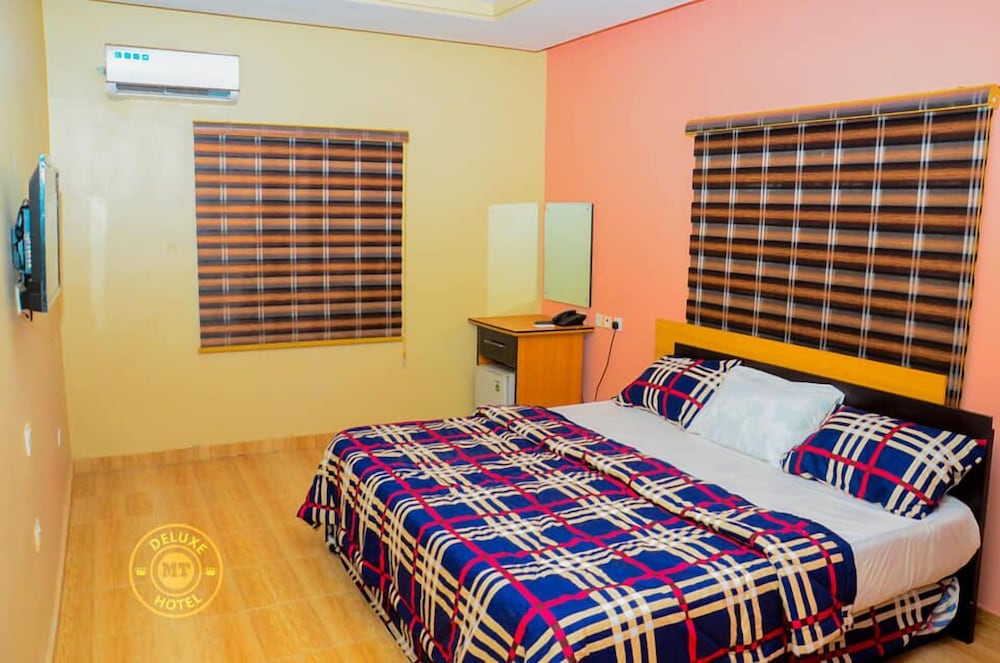 Фото Mt Deluxe Hotel Asaba
