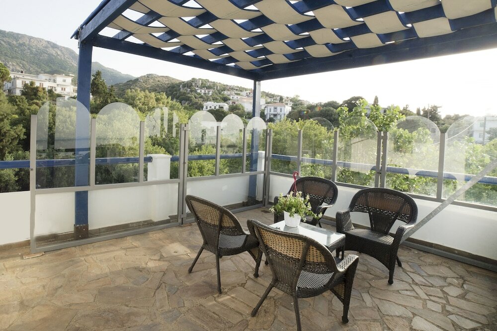 Фото Captain Ikaros