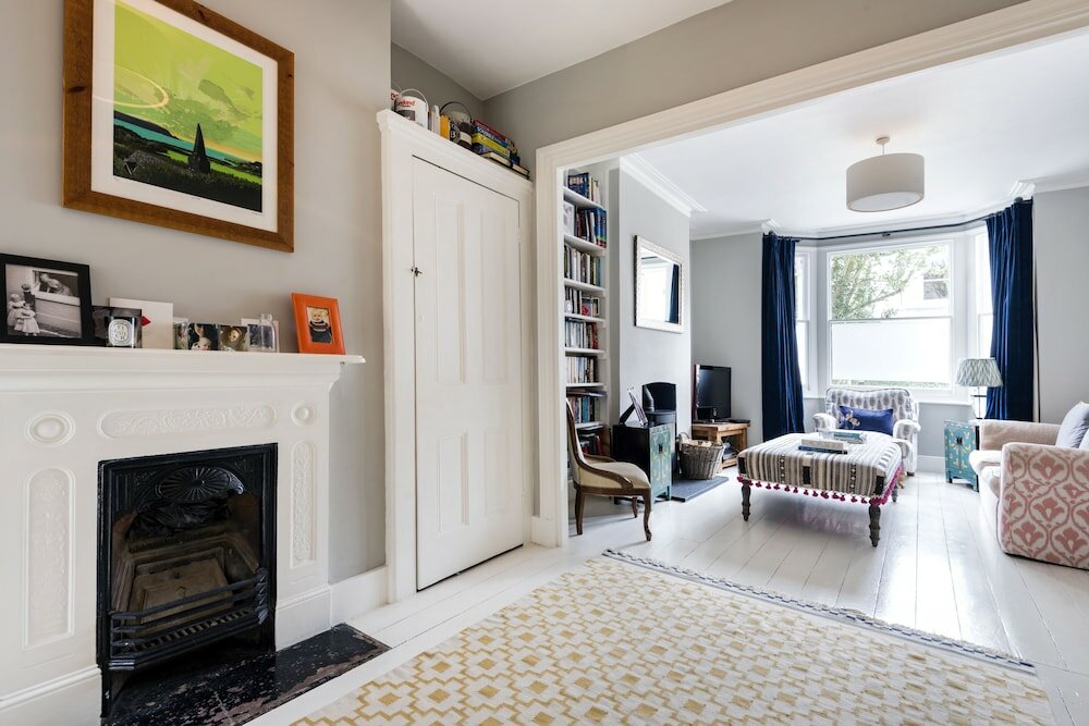 Фото Spectacular Shepherds Bush Home Close to Westfield