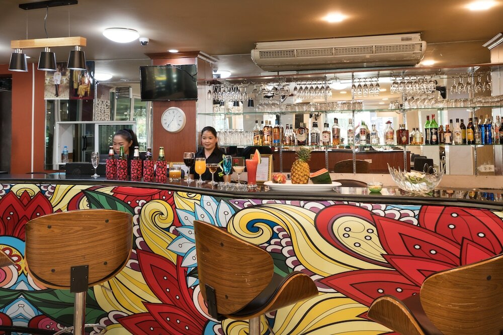 Фото Regenta Central Residency