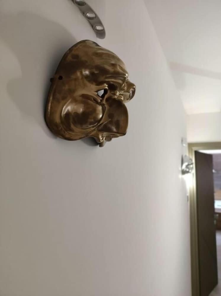 Фото Twin Towers Naples Luxury