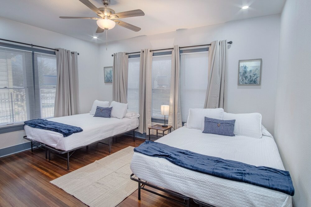 Фото Vibrant Fully Gated 2br/2ba 4 Mins From Downtown