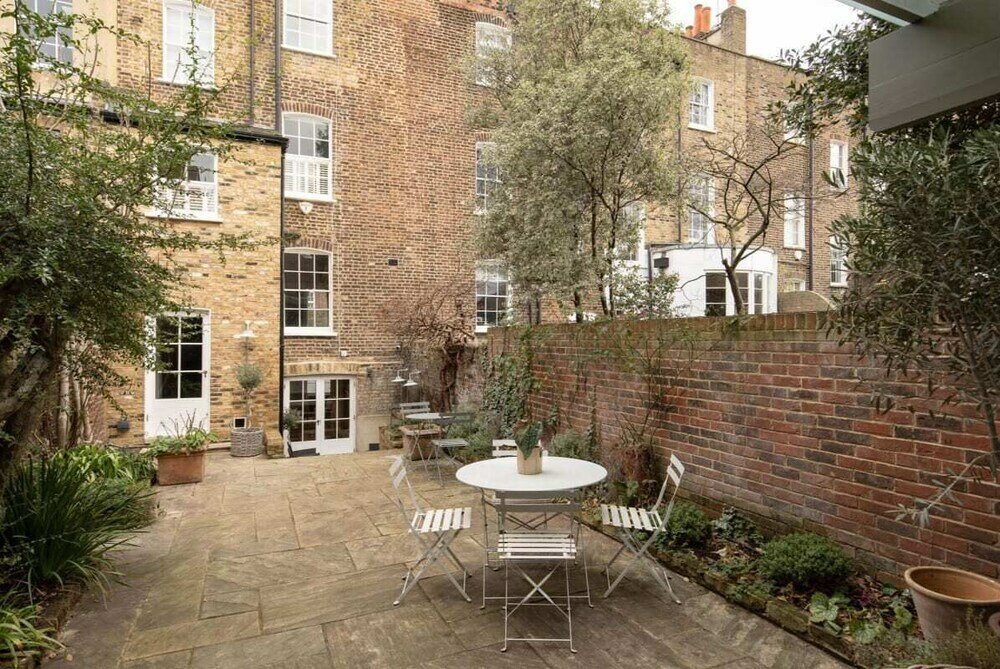 Фото The Southwark Arms - Glamorous 5bdr House With Garden
