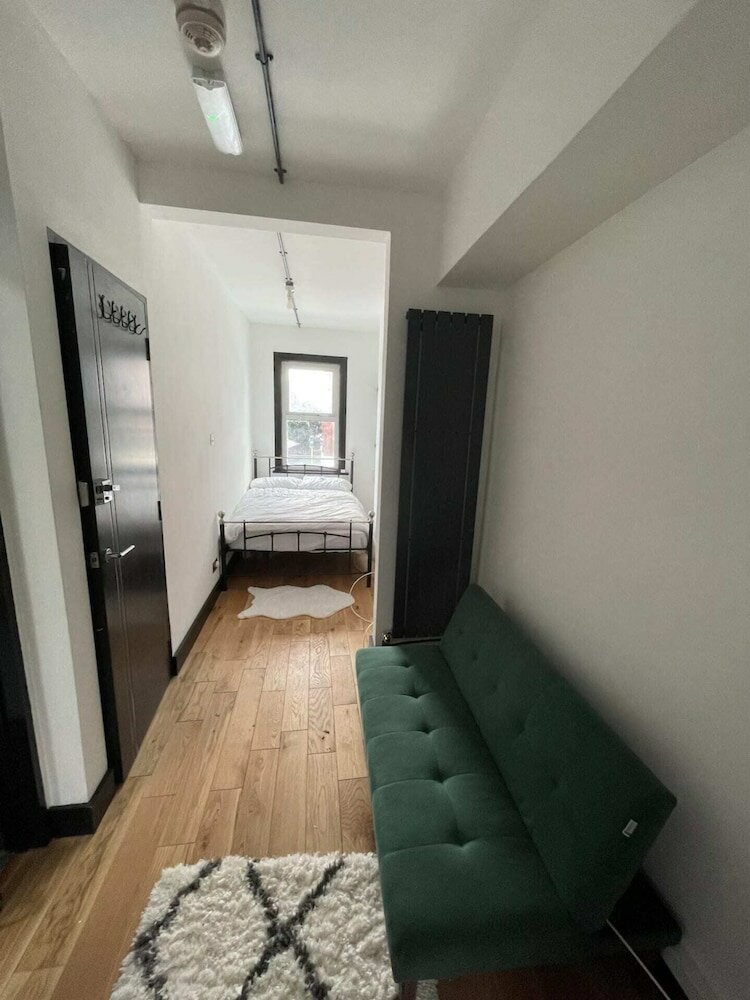 Фото Compact Studio Flat - 12 Minutes From Shoreditch