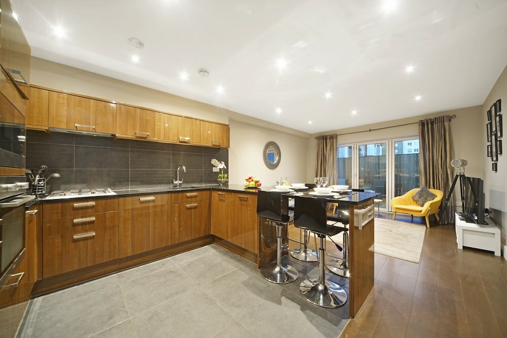 Фото Executive Apartments in Central London with WiFi
