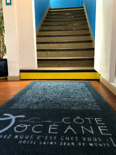 Внешний вид отеля Hôtel La Côte Océane в Сен-Жан-де-Моне, фото 4