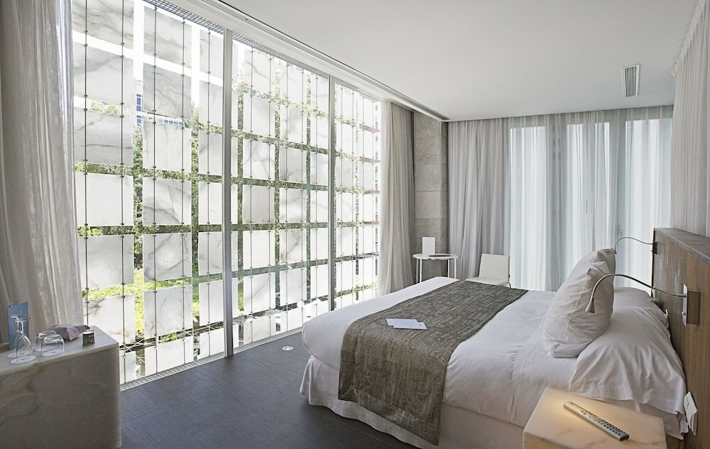 Фото Hotel Hospes Palacio de Los Patos