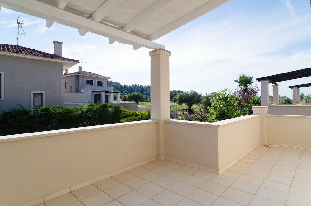 Фото White Rose Villa