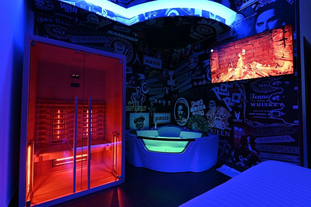 Фото Artemide Fiore Club