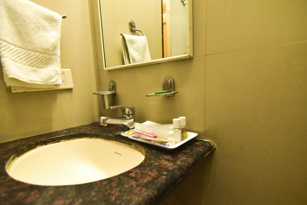 Фото My Bizz Hotel