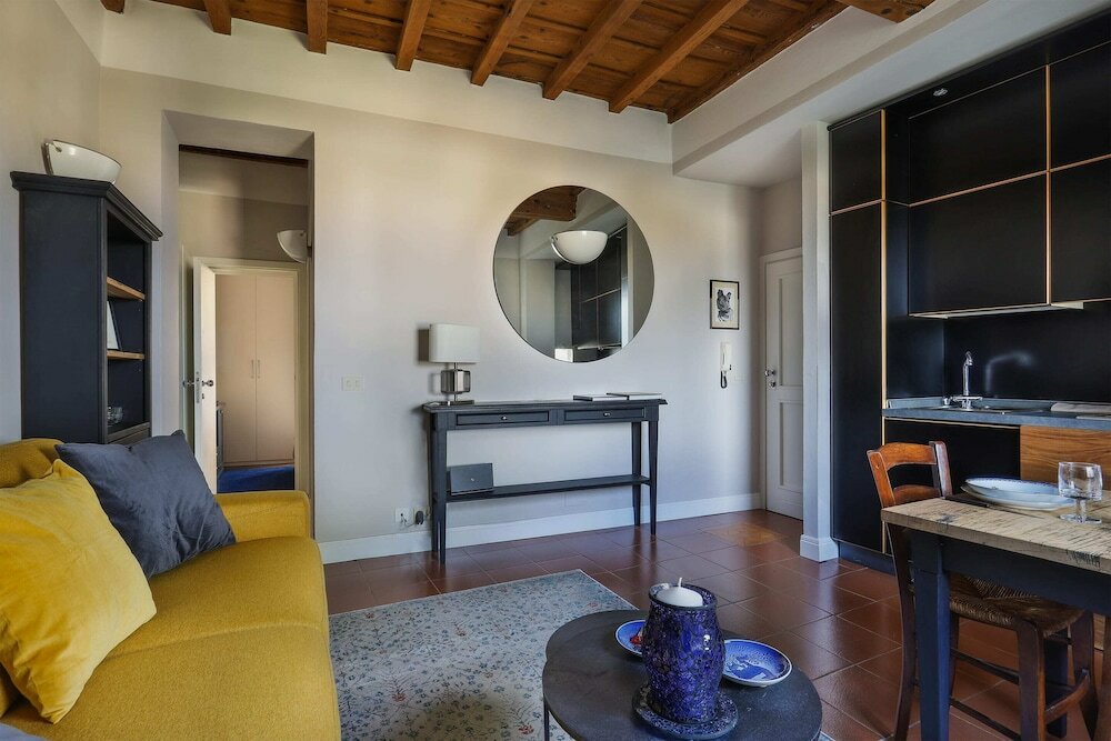 Фото Florence in the Window - Hosted by Sweetstay