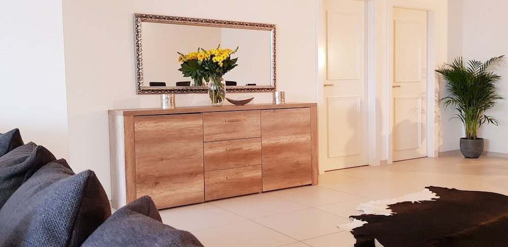 Фото Montreux Lake View Apartments City Centre