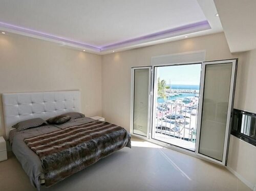 Апартаменты First Line Luxury Penthouse, Puerto Banús, Marbella