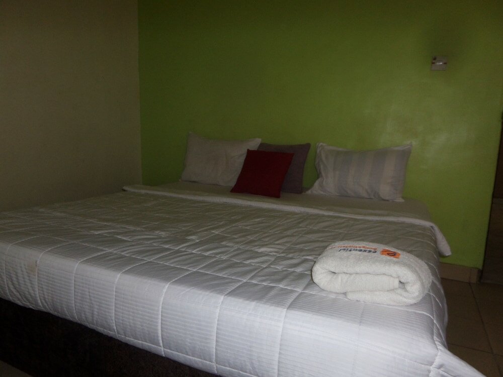 Фото Ikeja Transit Hotel Iyala