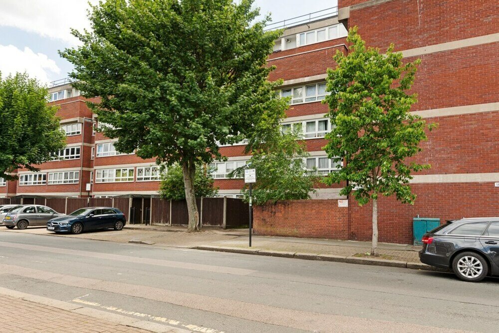 Фото Stunning 1 Bedroom Apartment in Battersea