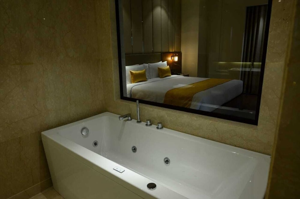 Фото Ratnamouli Palace