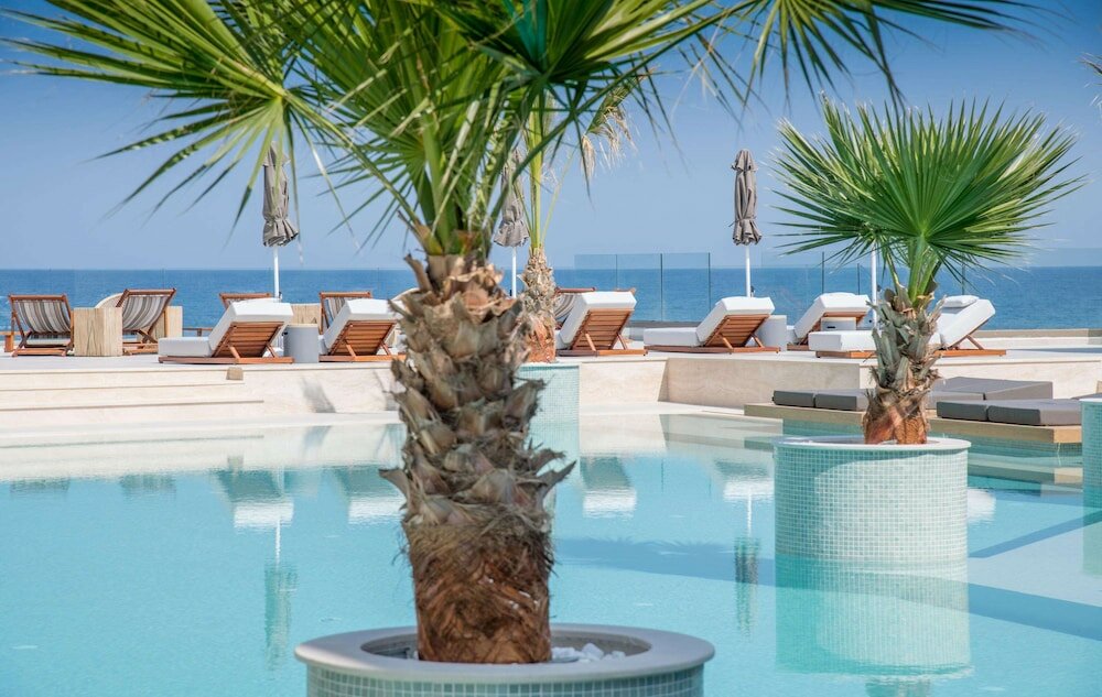 Фото Akasha Beach Hotel & SPA