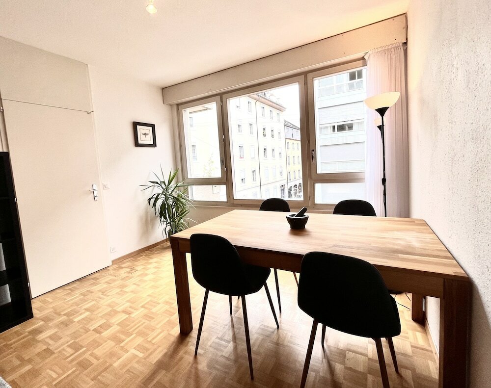 Фото Yooneet Train Station 1br Cozy Apartment