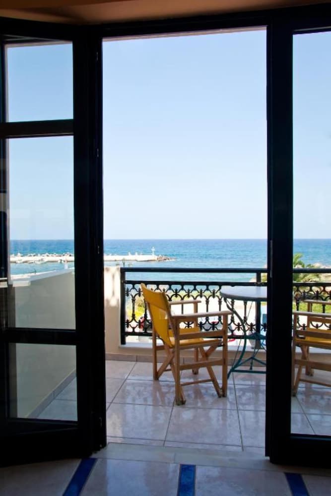 Фото Marelina Villas