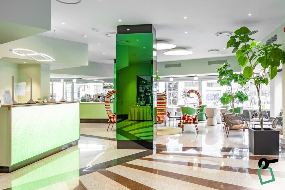 Фото отеля 2