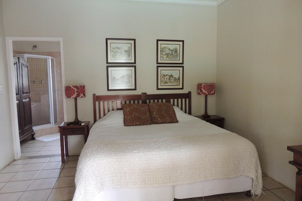 Фото The Brackens Guest House