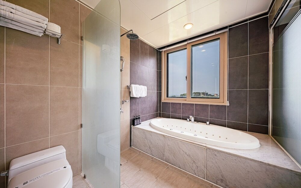 Фото Incheon Prince Hotel