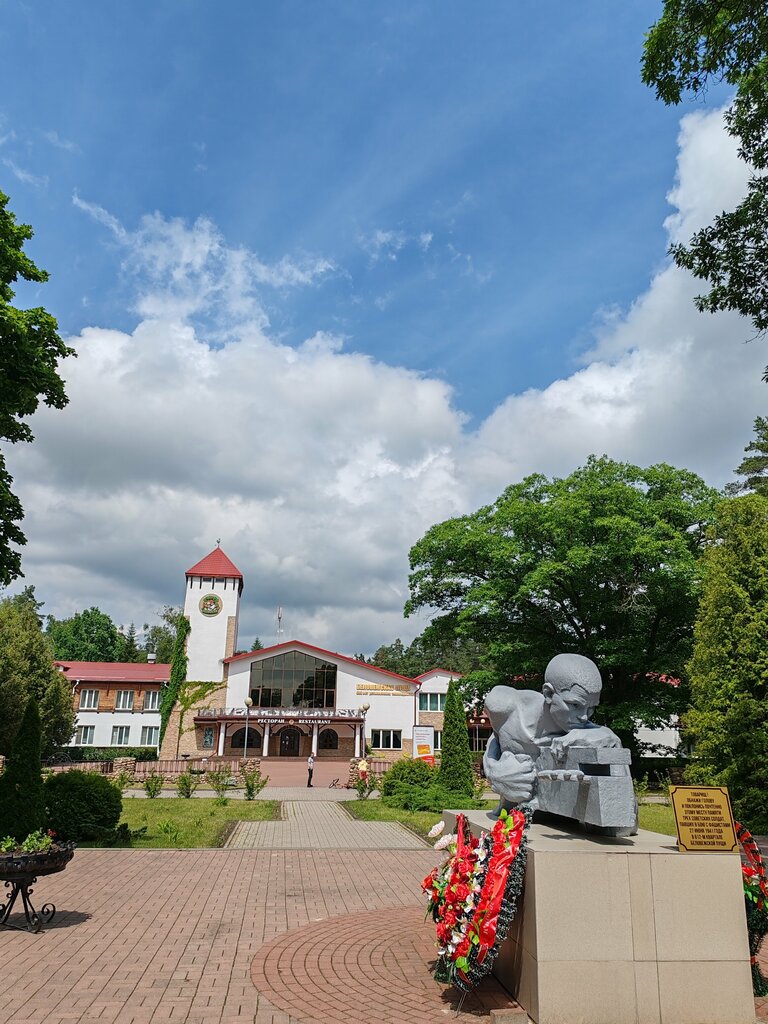 Tourist information centre Gosudarstvennoye prirodookhrannoye uchrezhdeniye Natsionalny park Belovezhskaya pushcha, Brest District, photo
